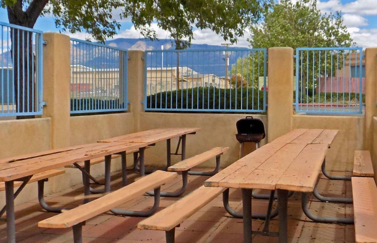 Greentree Inn Albuquerque North I-25 Exterior foto